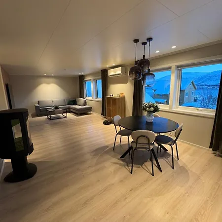 Apartment In Breivika - Modern And Comfortable *