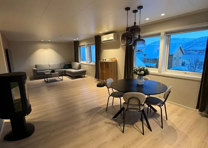 Apartment In Breivika - Modern And Comfortable *