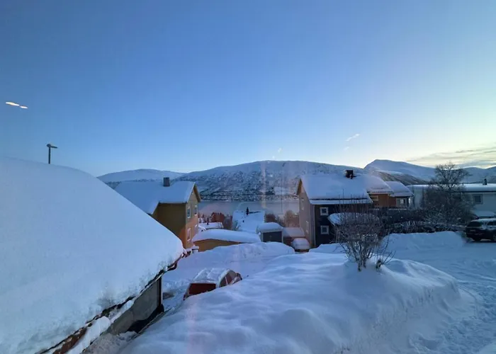 In Breivika - Modern And Comfortable Apartamento